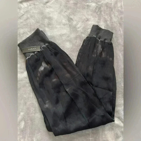 REVOLVE bobi BLACK Sleek Textured Pants in Black, size L, BNWT - Picture 5 of 13